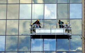 Nettoyage de vitres en hauteur à Casablanca